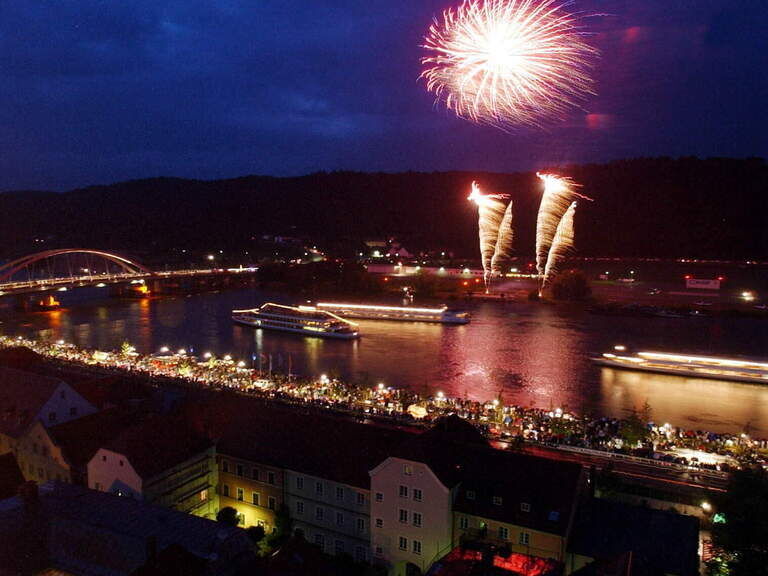 "Donau in Flammen"